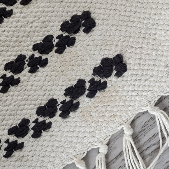 West Elm Flatwoven Rug - Picture 5 of 6